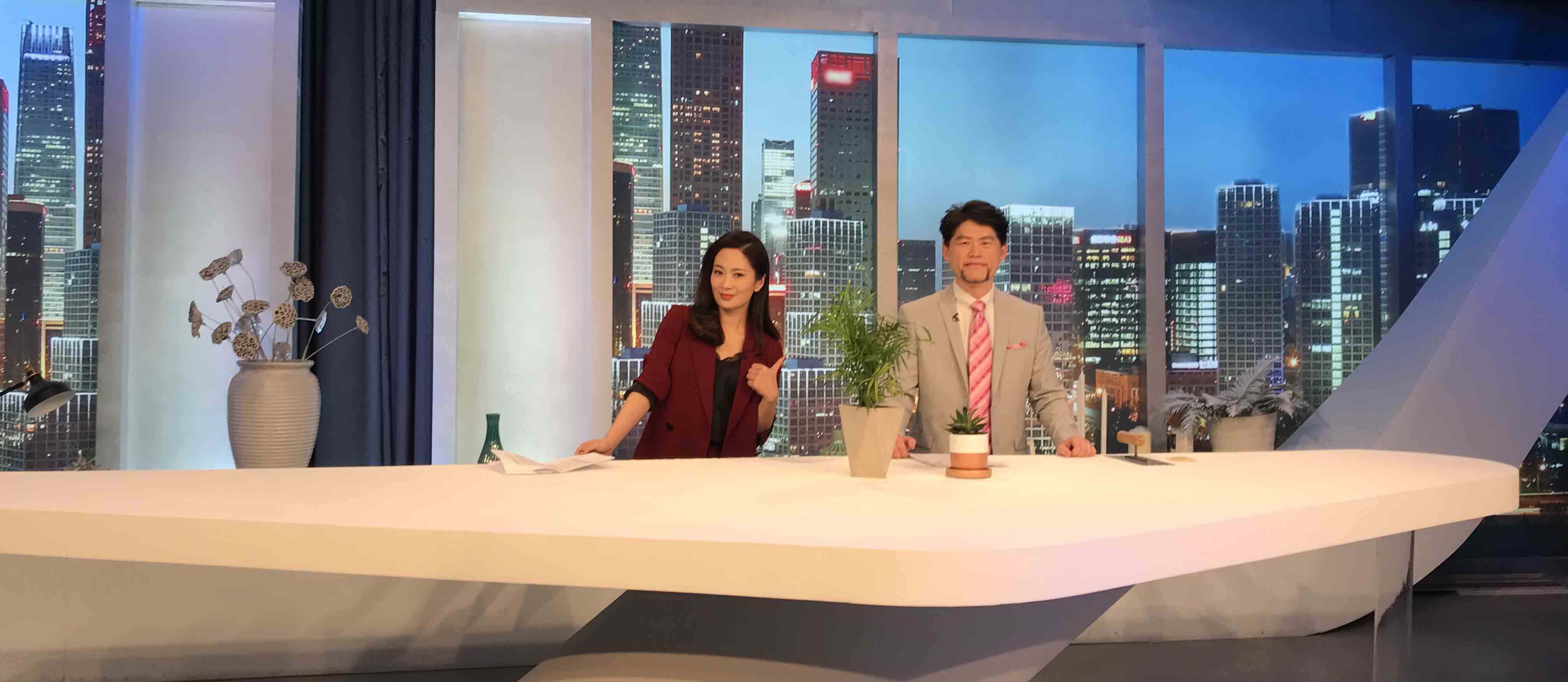 何大為作客央視演播室